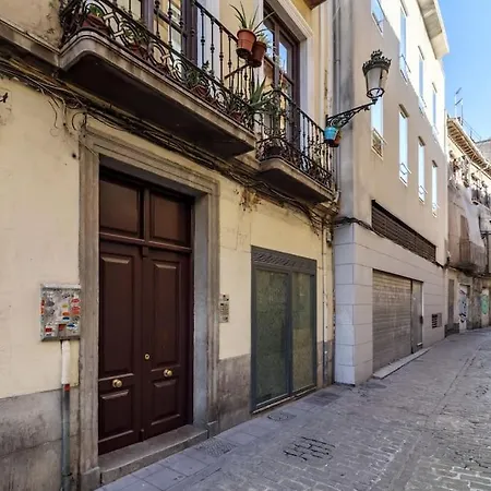 Santa Paula Centro Junto Catedral Center * Granada